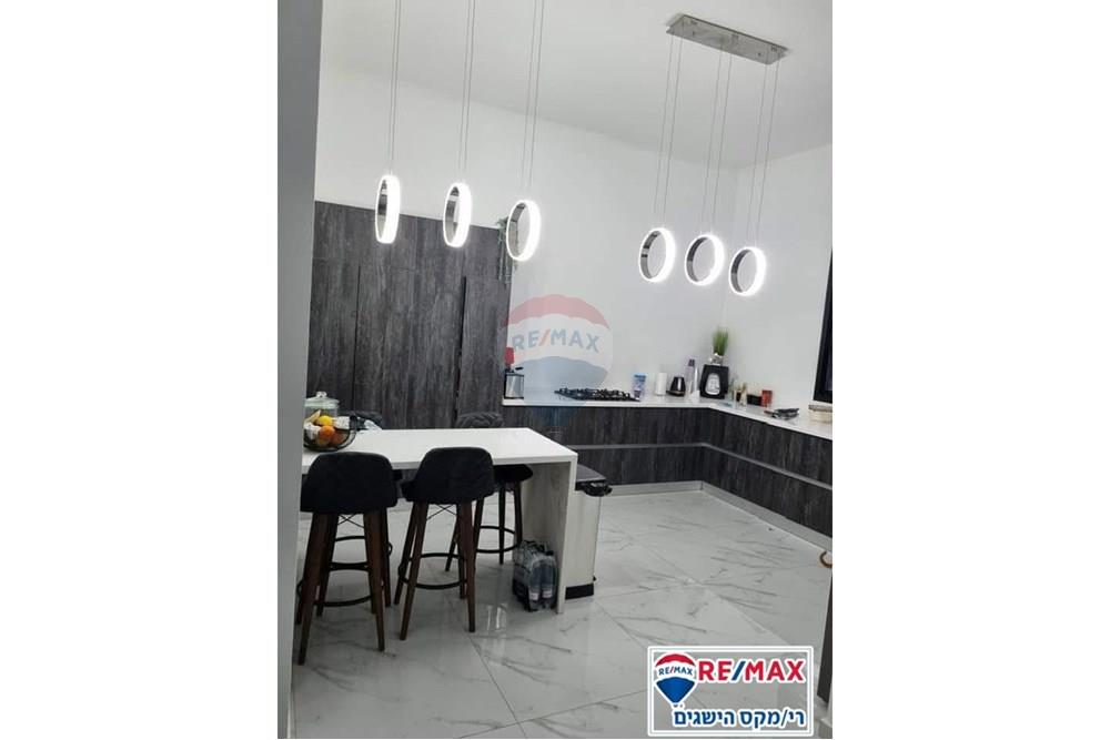 Condo for Sale in Dimona - Image 4