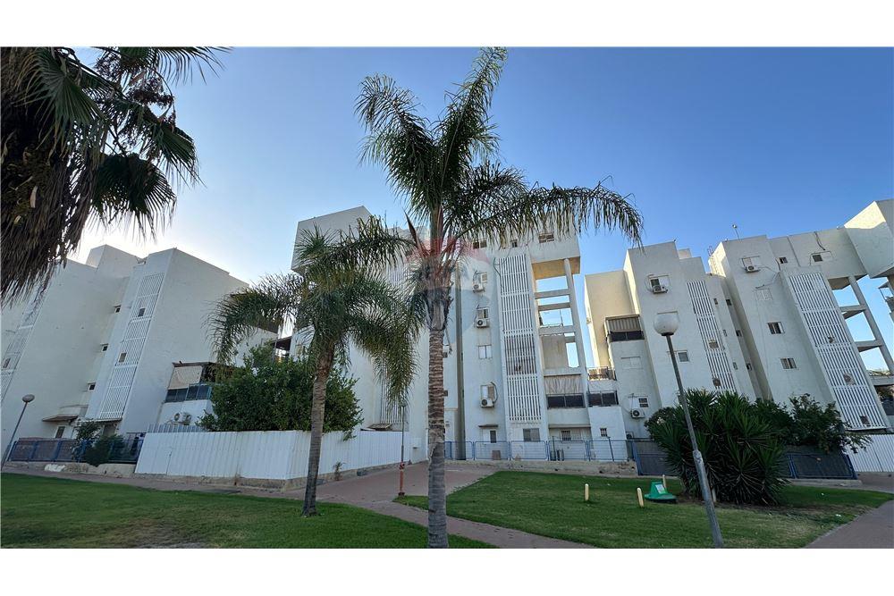 Apartment for Sale in Beer Sheva - Image 1
