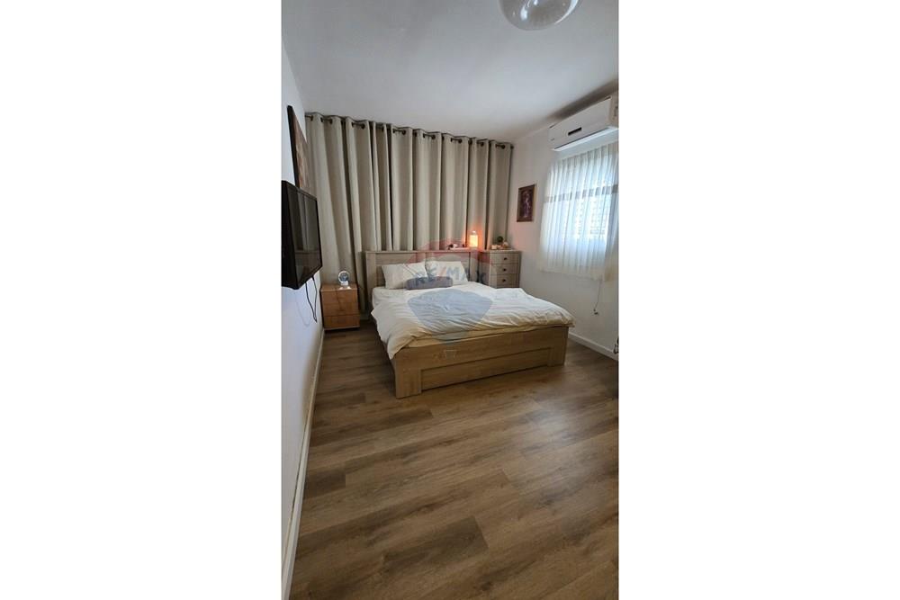 Apartment for Sale in Petah Tikva - Image 6