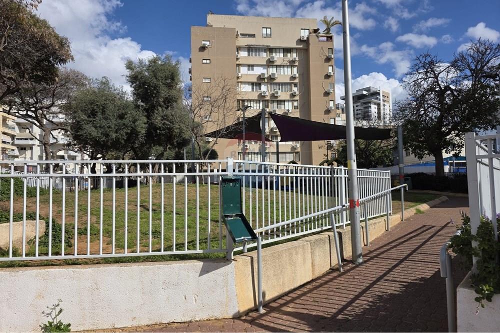 Apartment for Sale in Netanya - Image 5