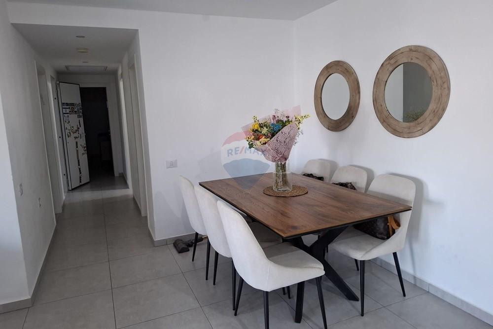 Apartment for Sale in Lod - Image 2