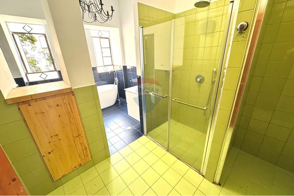 Apartment for Sale in Tel Aviv - Image 7