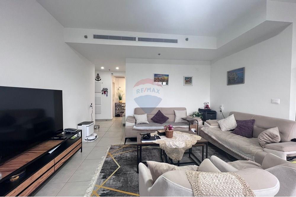 Apartment for Sale in Nahariya - Image 1
