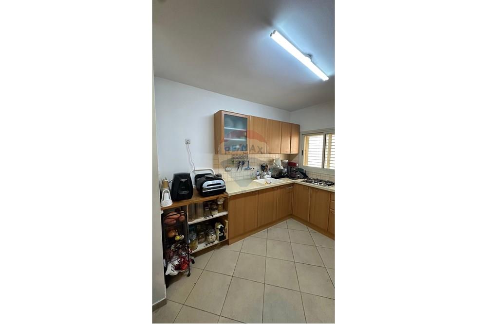 Apartment for Sale in Beer Sheva - Image 5
