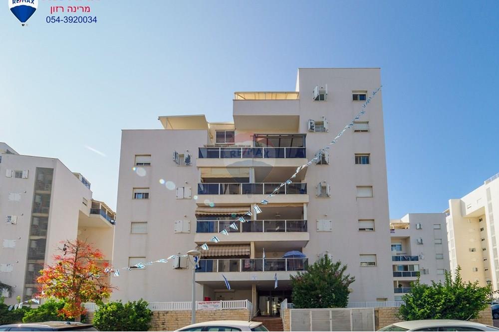 Apartment for Sale in Nahariya - Image 1