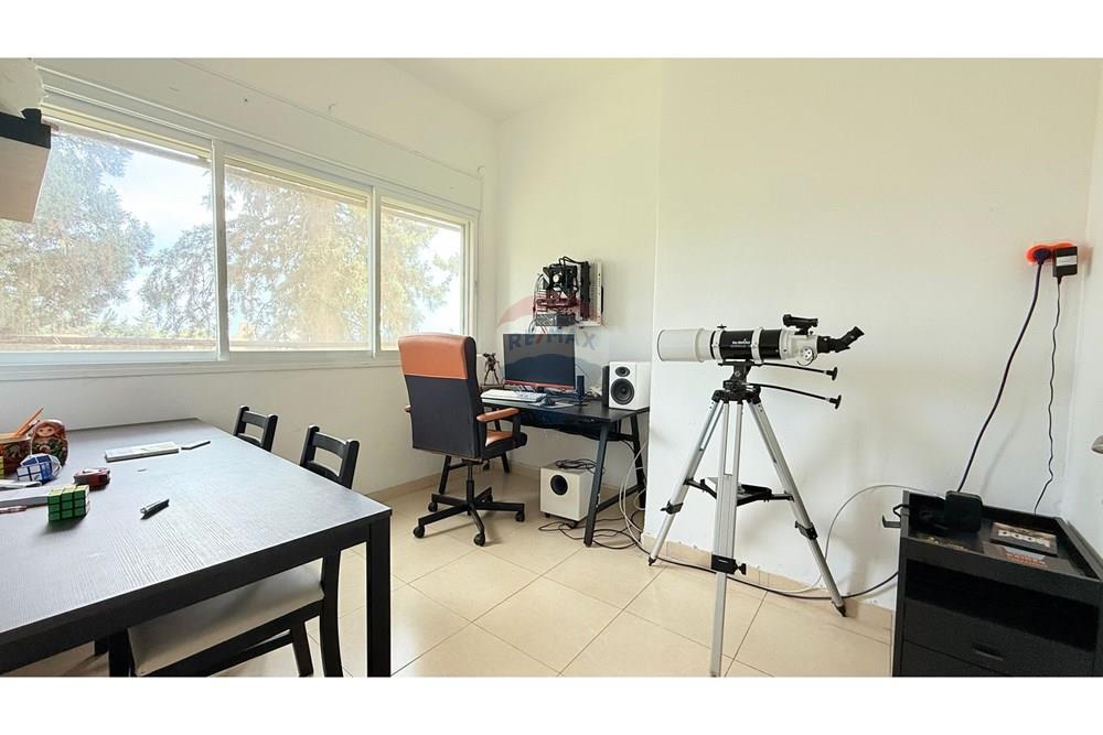 Apartment for Sale in Haifa - Image 5