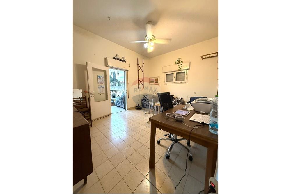 Apartment for Sale in Haifa - Image 2