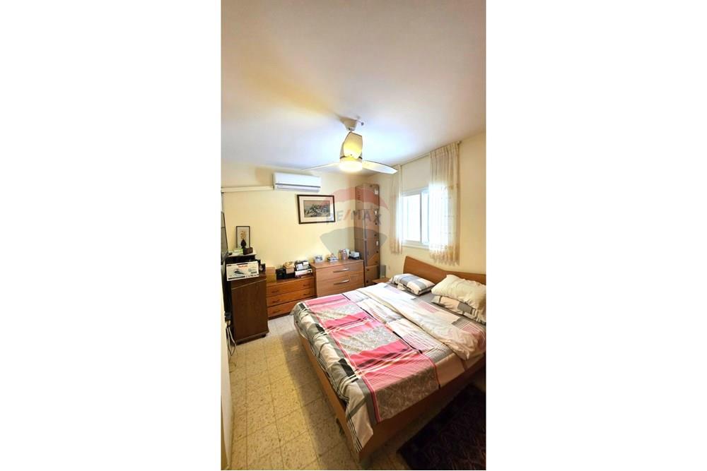 Apartment for Sale in Netanya - Image 2