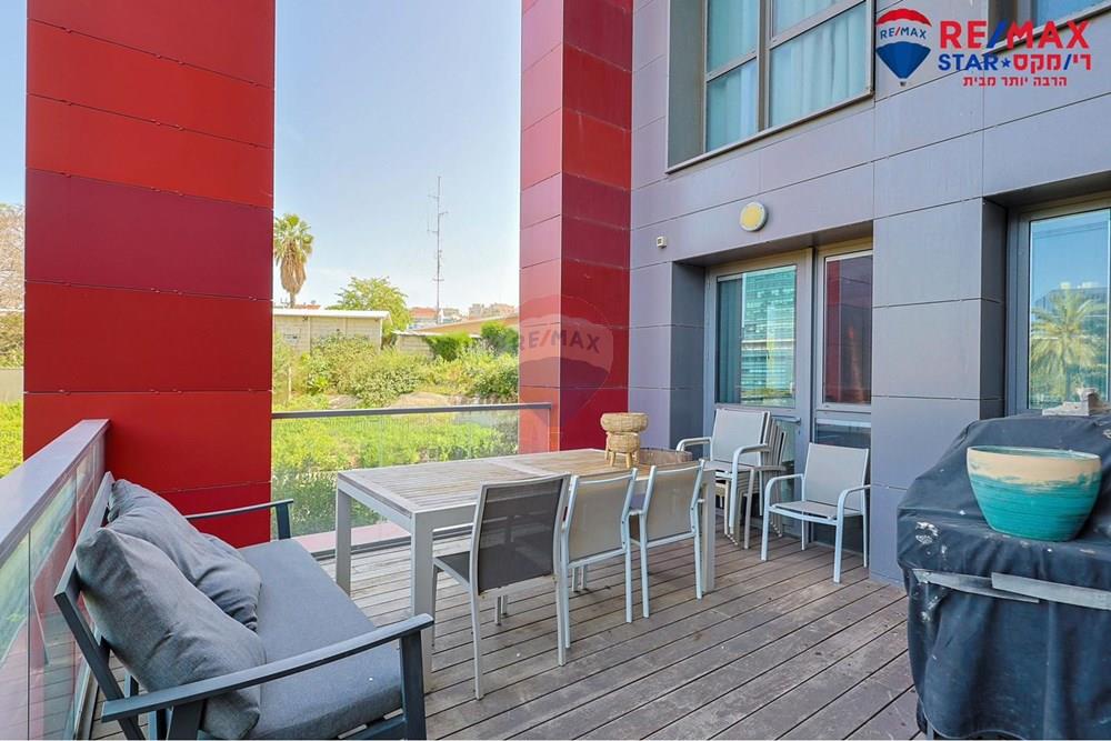 Apartment for Sale in Herzliya - Image 2