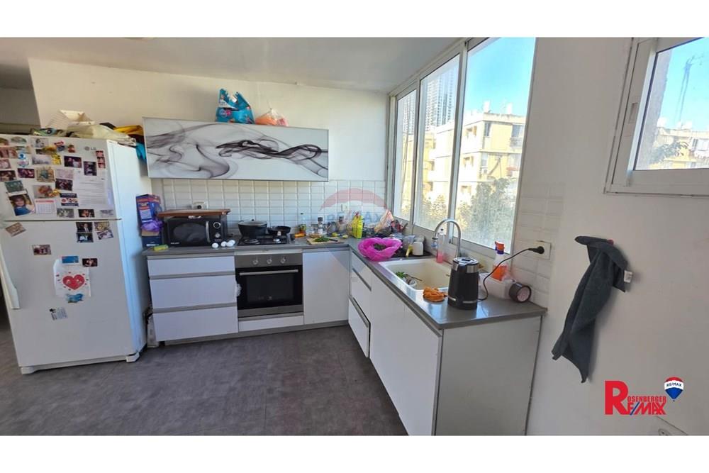 Apartment for Sale in Bat Yam - Image 5
