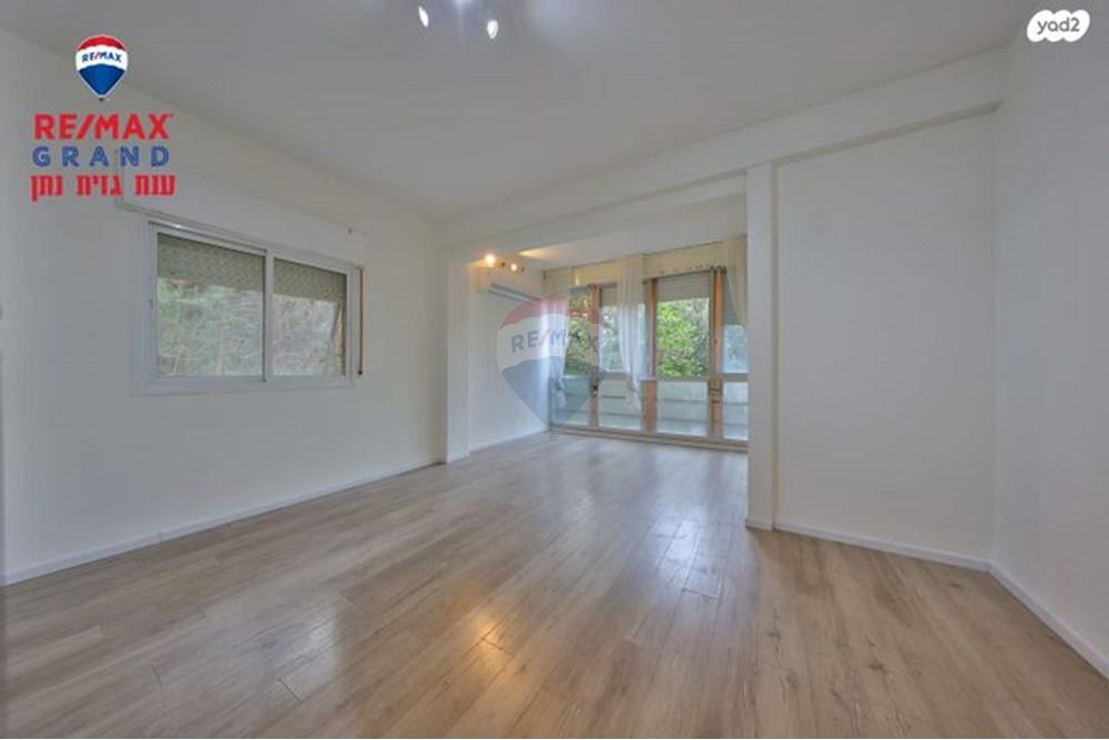 Apartment for Sale in Haifa - Image 1