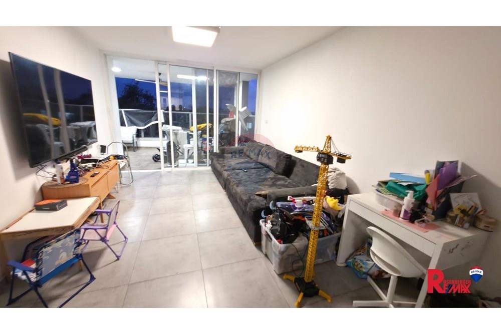 Apartment for Sale in Bat Yam - Image 2