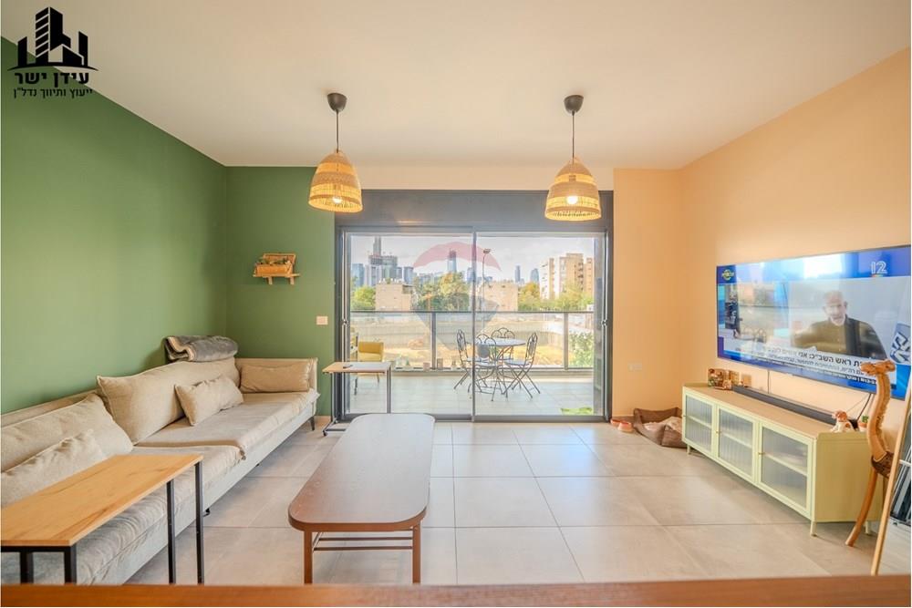 Apartment for Sale in Tel Aviv - Image 1