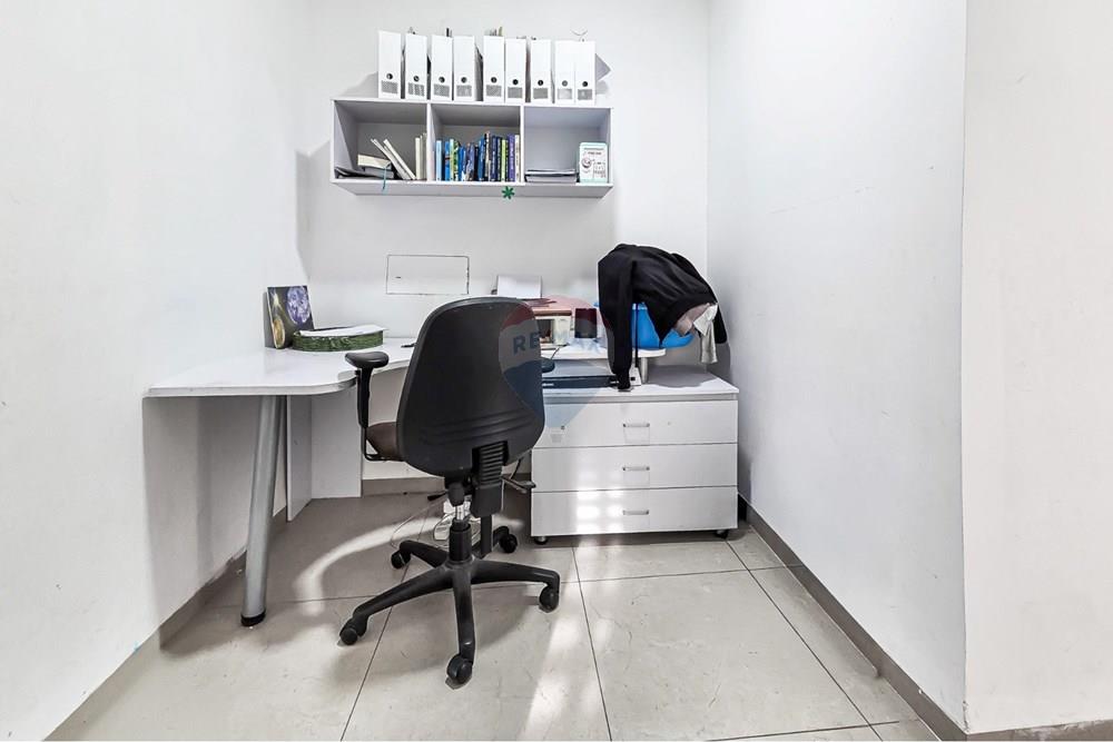 Apartment for Sale in קרית מוצקין - Image 4