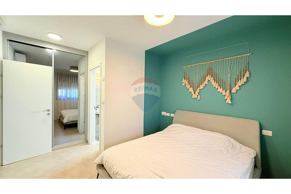 Apartment for Sale in Haifa - Image 3