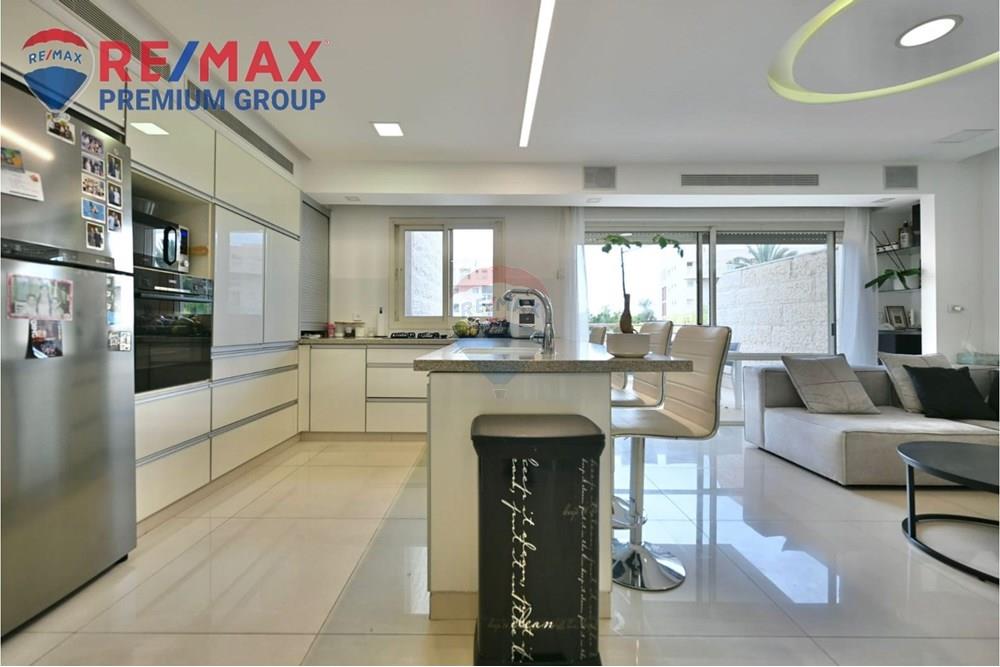 Apartment for Sale in שוהם - Image 6
