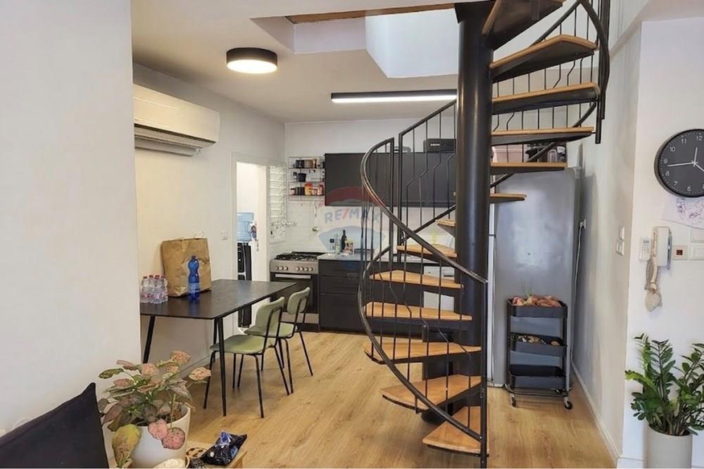 Apartment for Sale in פרדס חנה - כרכור - Image 2