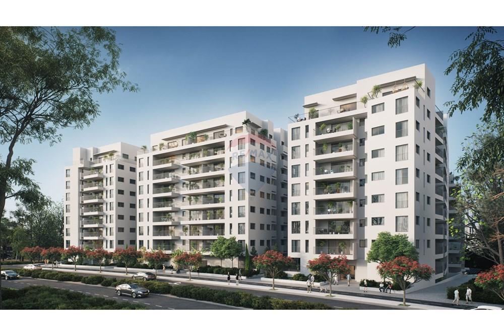 Apartment for Sale in Tel Aviv - Image 3