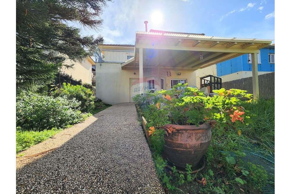 Condo for Sale in מעלות - Image 1