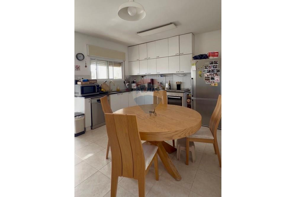 Apartment for Sale in Karmiel - Image 2