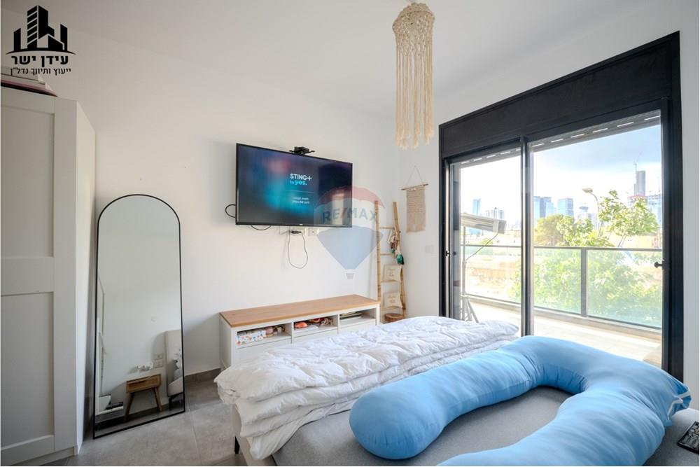 Apartment for Sale in Tel Aviv - Image 6