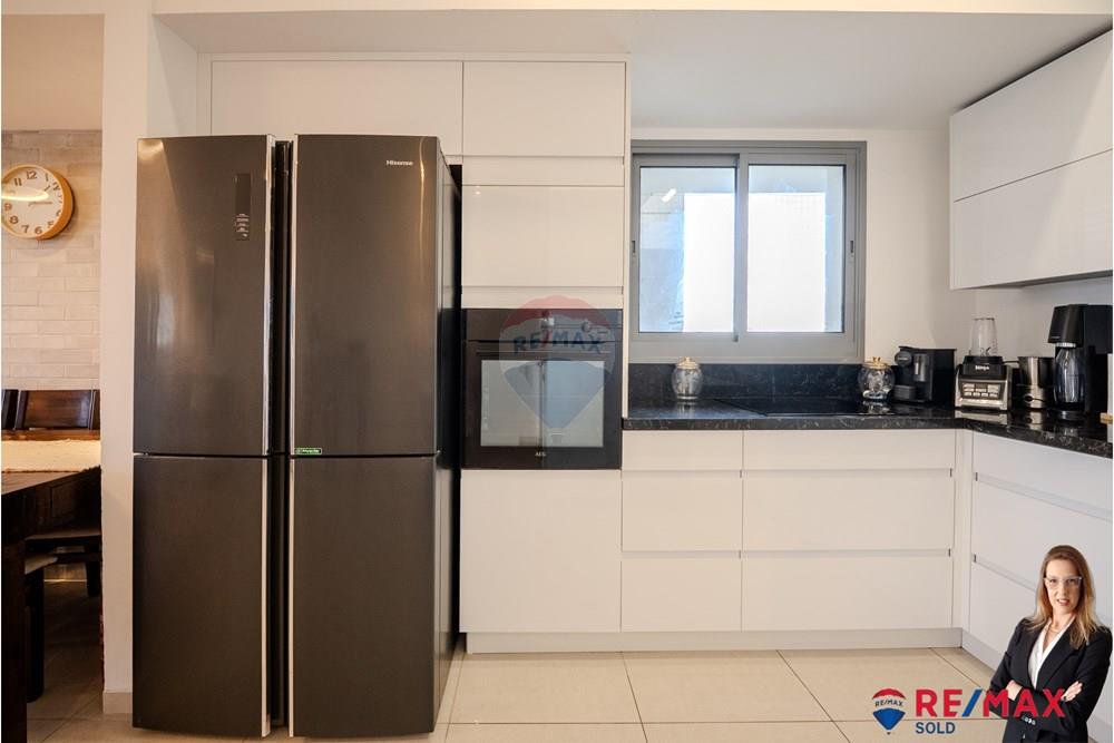 Apartment for Sale in Petah Tikva - Image 7