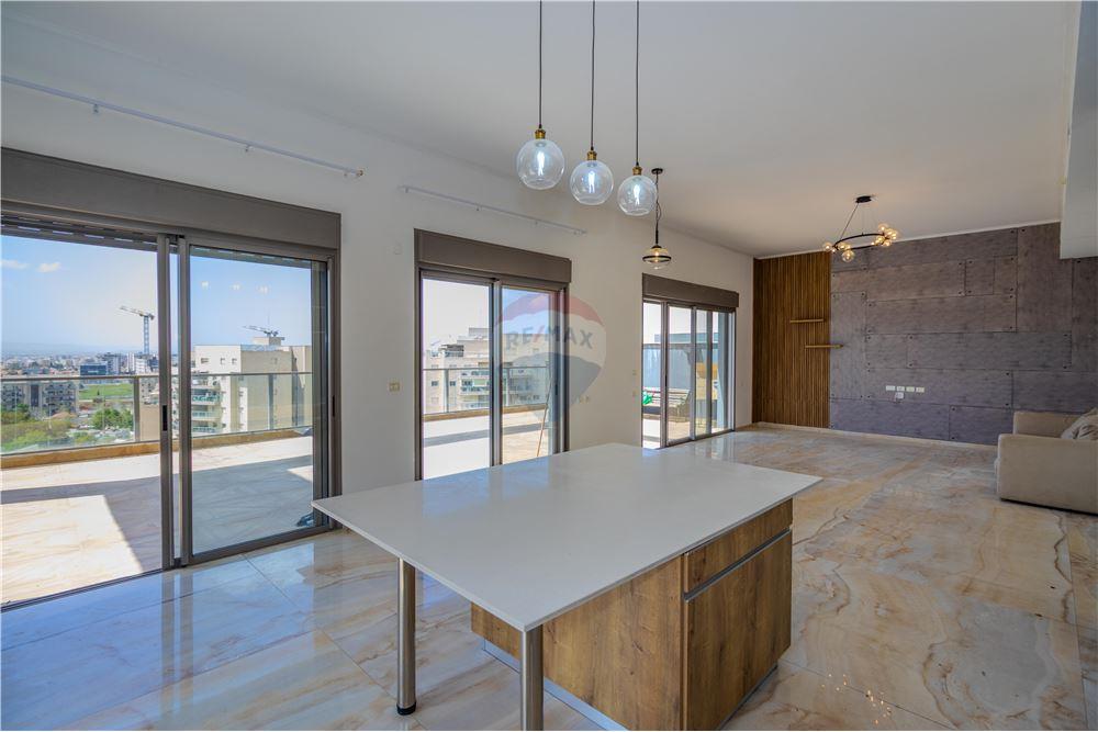 Apartment for Sale in Afula - Image 1