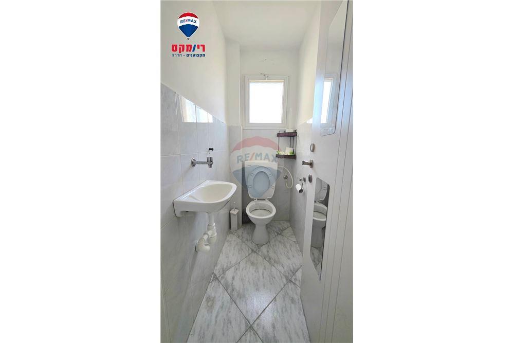 Apartment for Sale in Hadera - Image 6