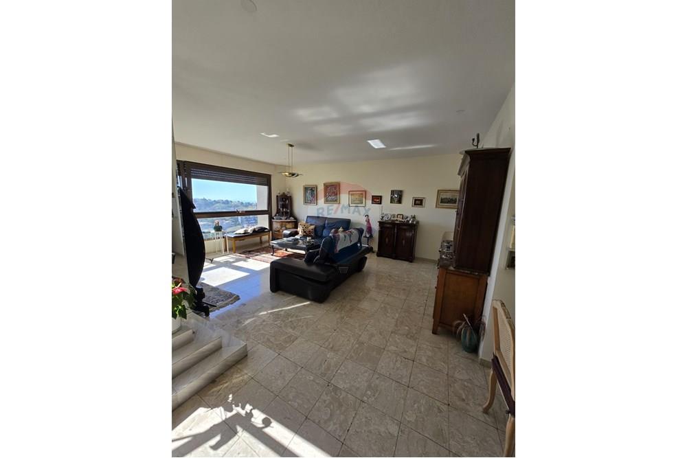 Apartment for Sale in Haifa - Image 3