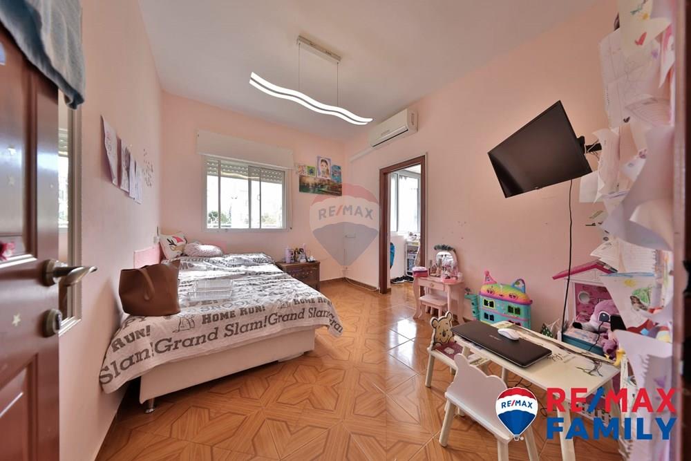 Apartment for Sale in Kiryat Yam - Image 6