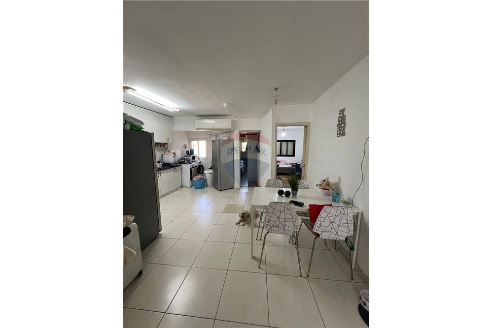 Apartment for Sale in Tel Aviv - Image 3