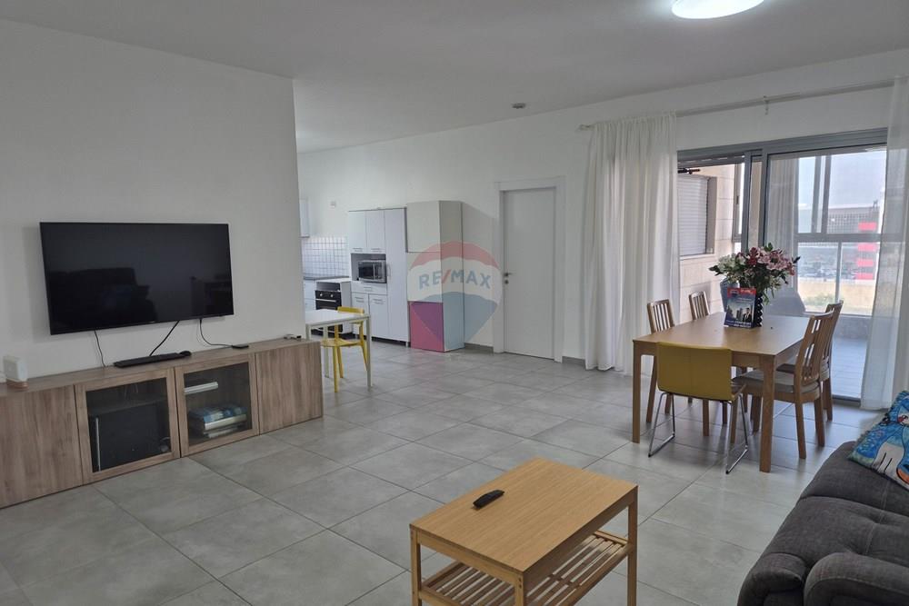 Apartment for Sale in Afula - Image 4