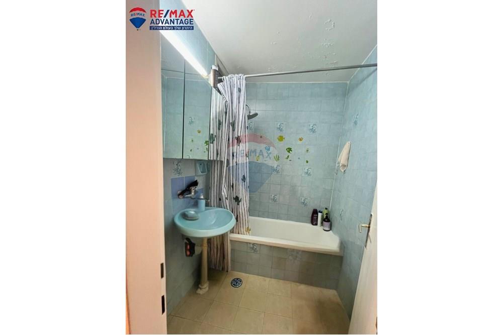 Apartment for Sale in Tel Aviv - Image 6
