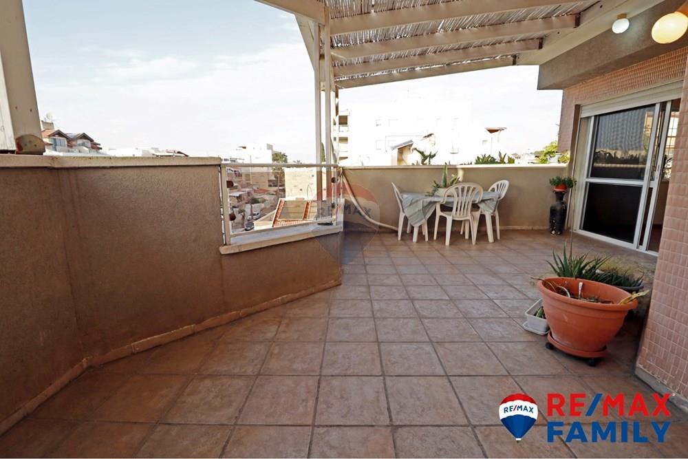 Apartment for Sale in קרית חיים - Image 3