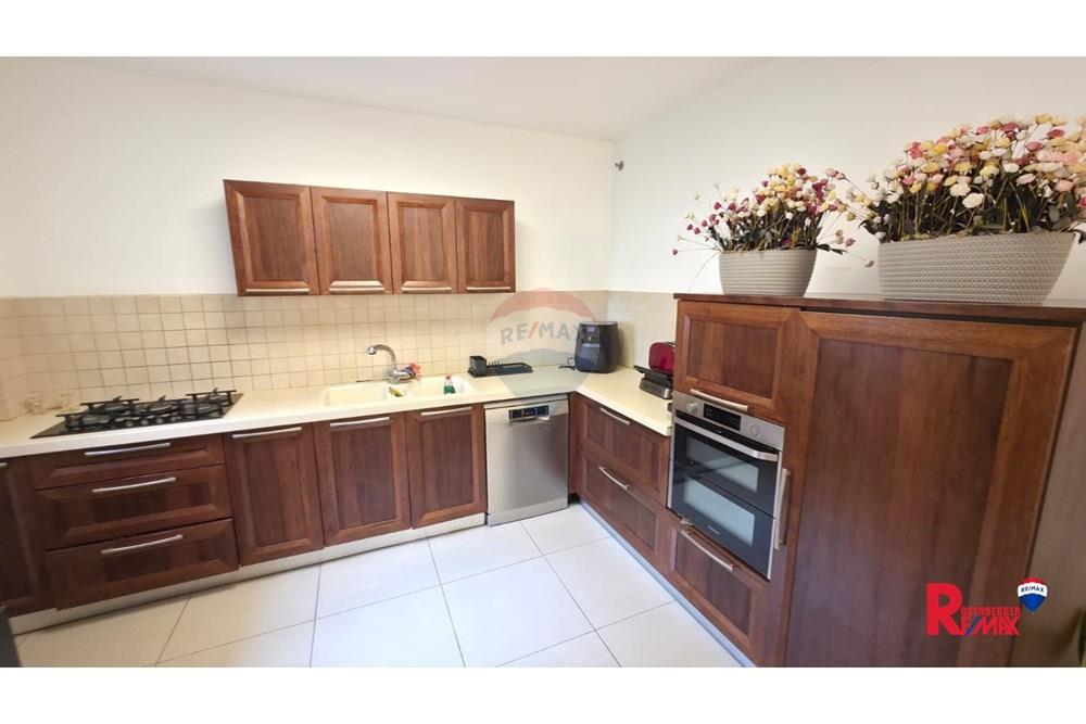 Apartment for Sale in Holon - Image 5