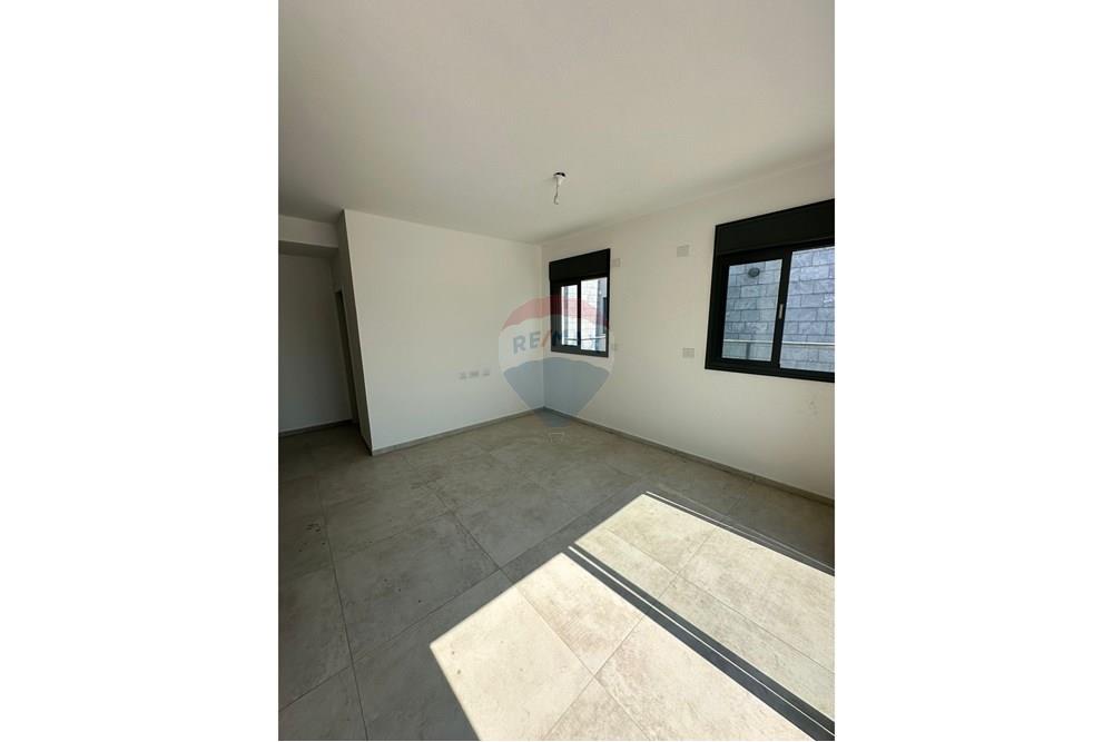 Apartment for Sale in Rishon LeZion - Image 5