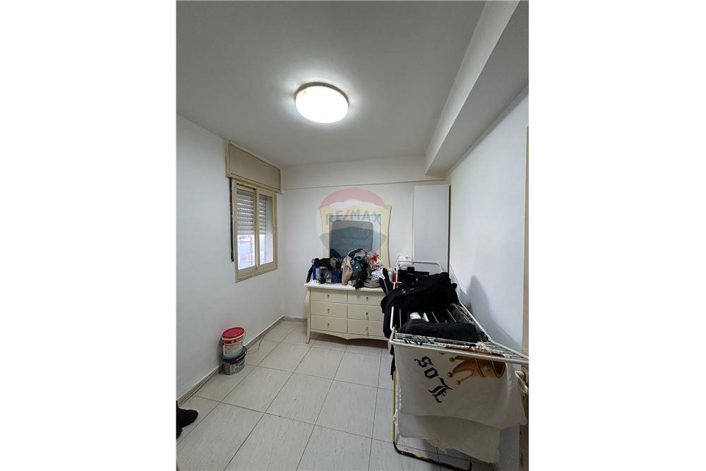Apartment for Sale in Kiryat Yam - Image 6