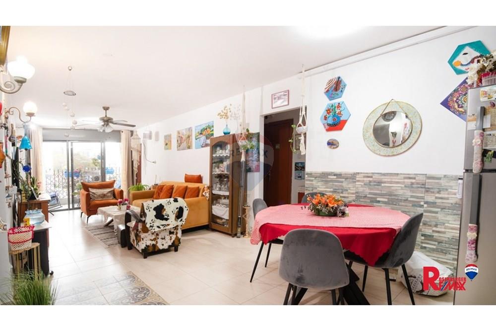 Apartment for Sale in Holon - Image 3