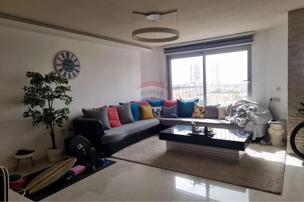 Apartment for Sale in Beer Sheva - Image 1