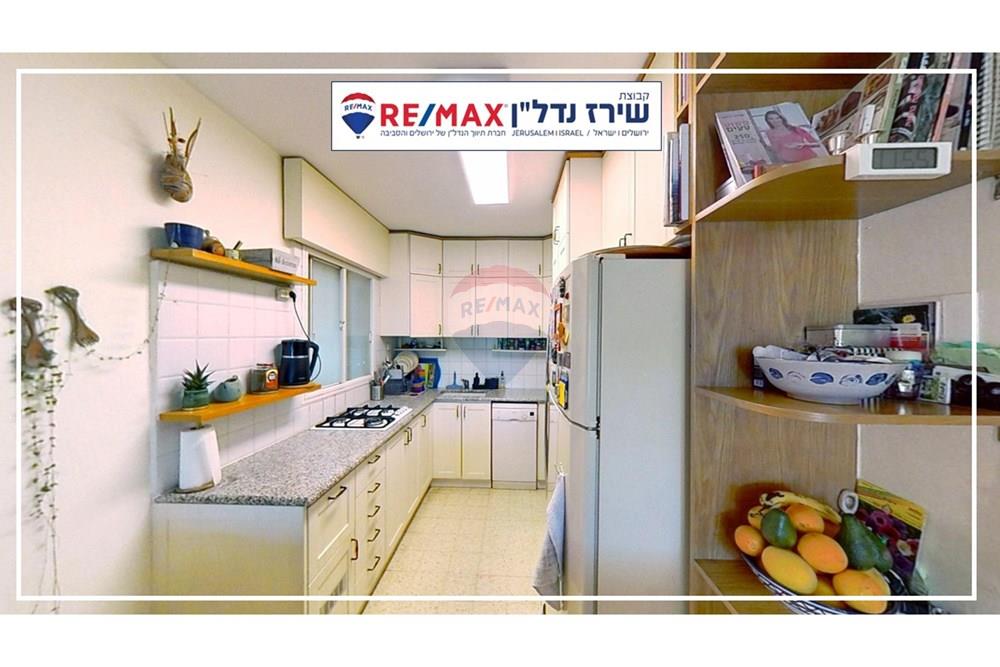 Apartment for Sale in Jerusalem - Image 7