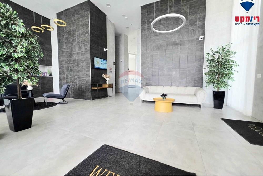 Apartment for Sale in Hadera - Image 6