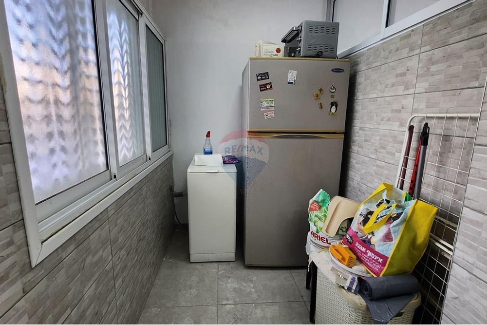 Apartment for Sale in Holon - Image 3