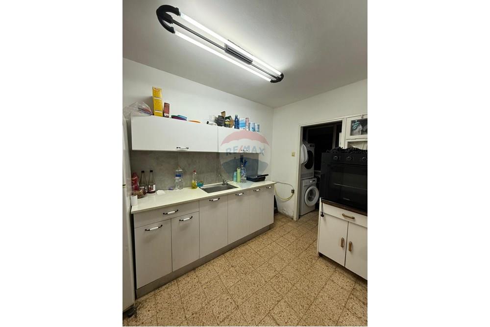 Apartment for Sale in קרית מוצקין - Image 1
