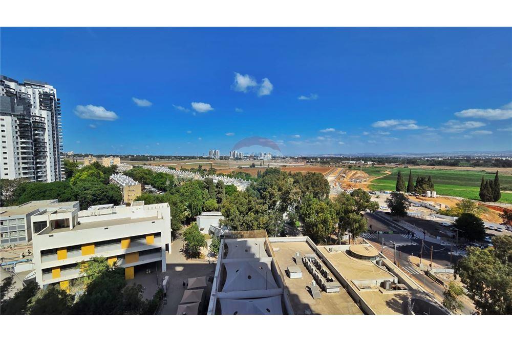 Apartment for Sale in Tel Aviv - Image 7