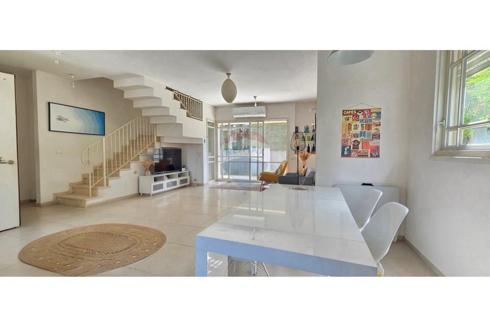 Apartment for Sale in כפר תבור - Image 3