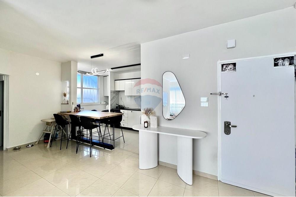 Apartment for Sale in Netanya - Image 5