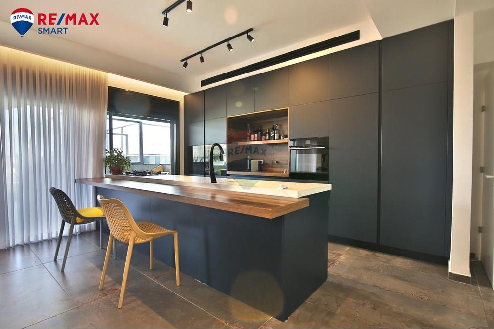 Apartment for Sale in קרית מוצקין - Image 7