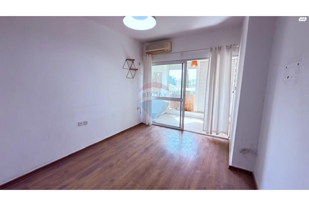 Apartment for Sale in Herzliya - Image 5