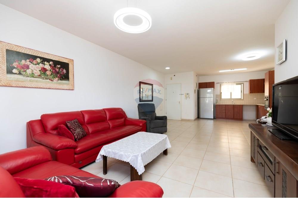 Apartment for Sale in Netanya - Image 2