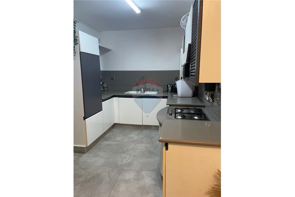 Apartment for Sale in Karmiel - Image 3